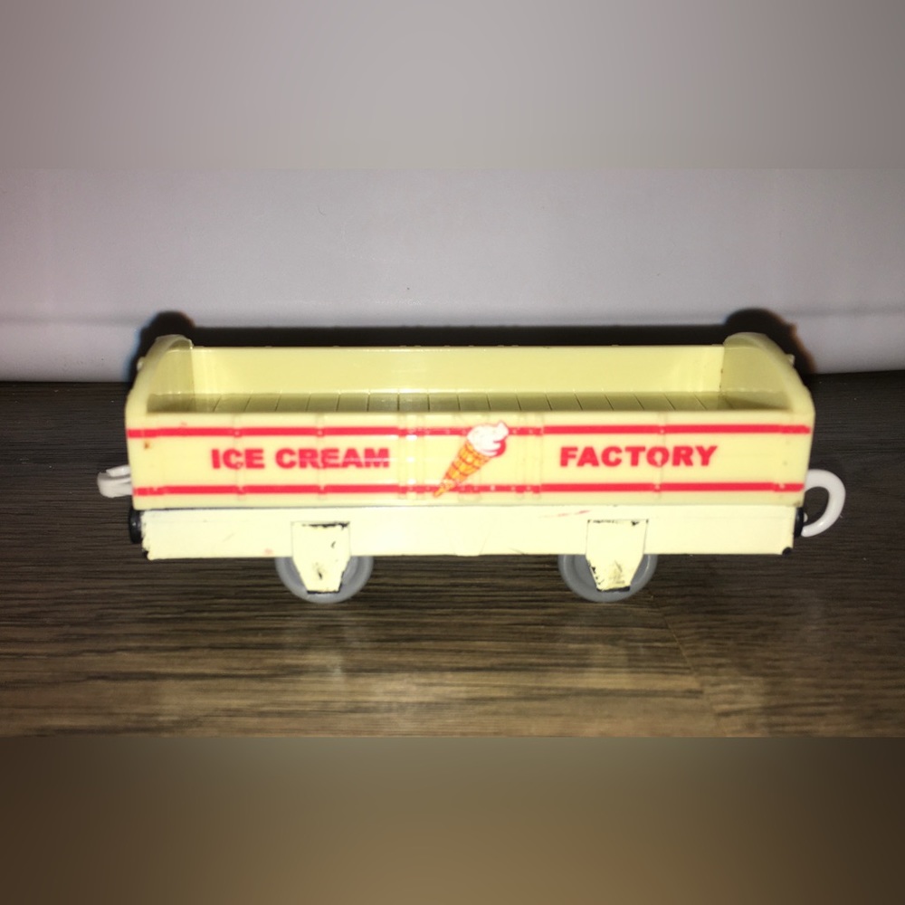 Retired Thomas the Train Friends Ice Cream